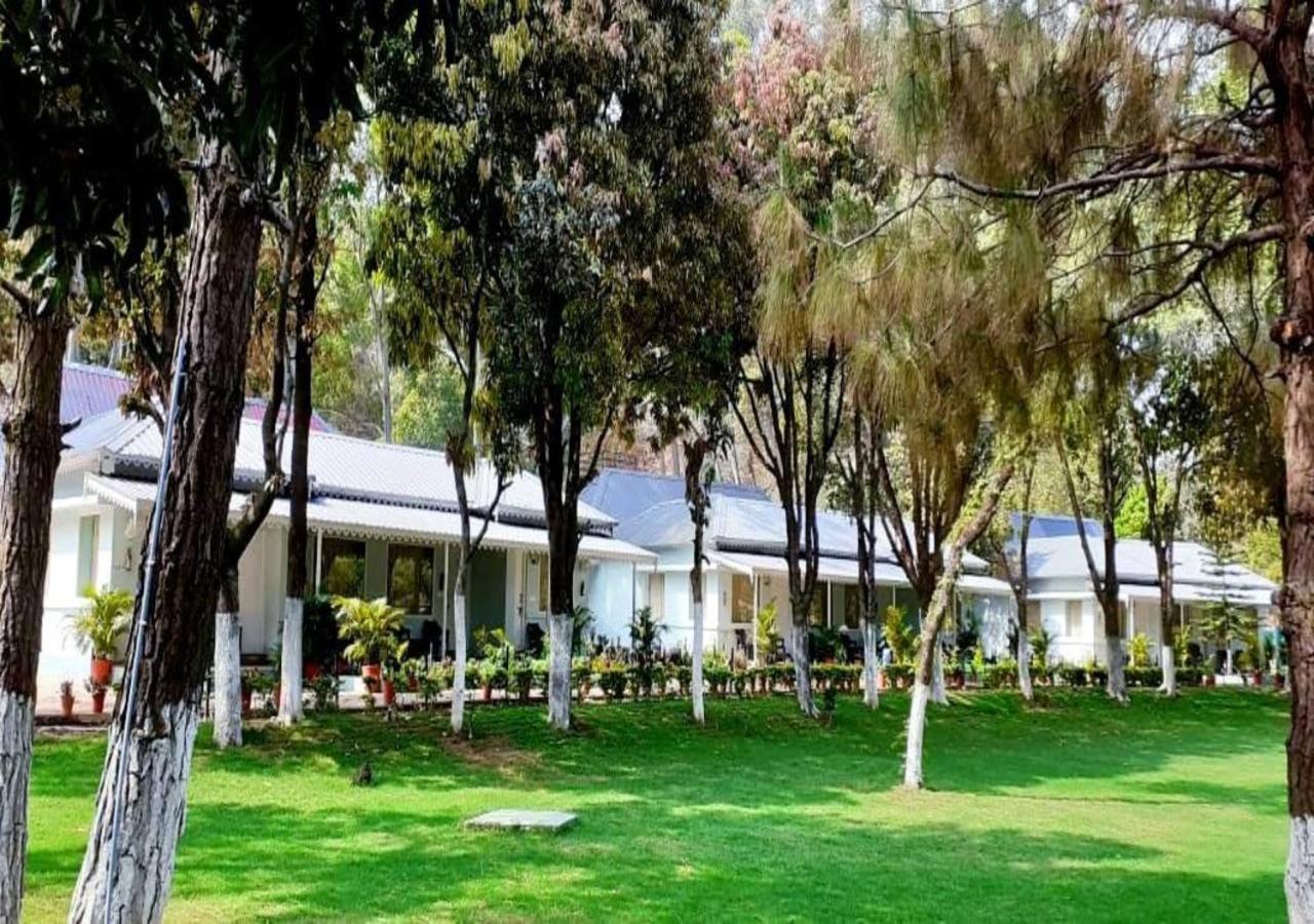 Greendale Resort Pachmarhī エクステリア 写真