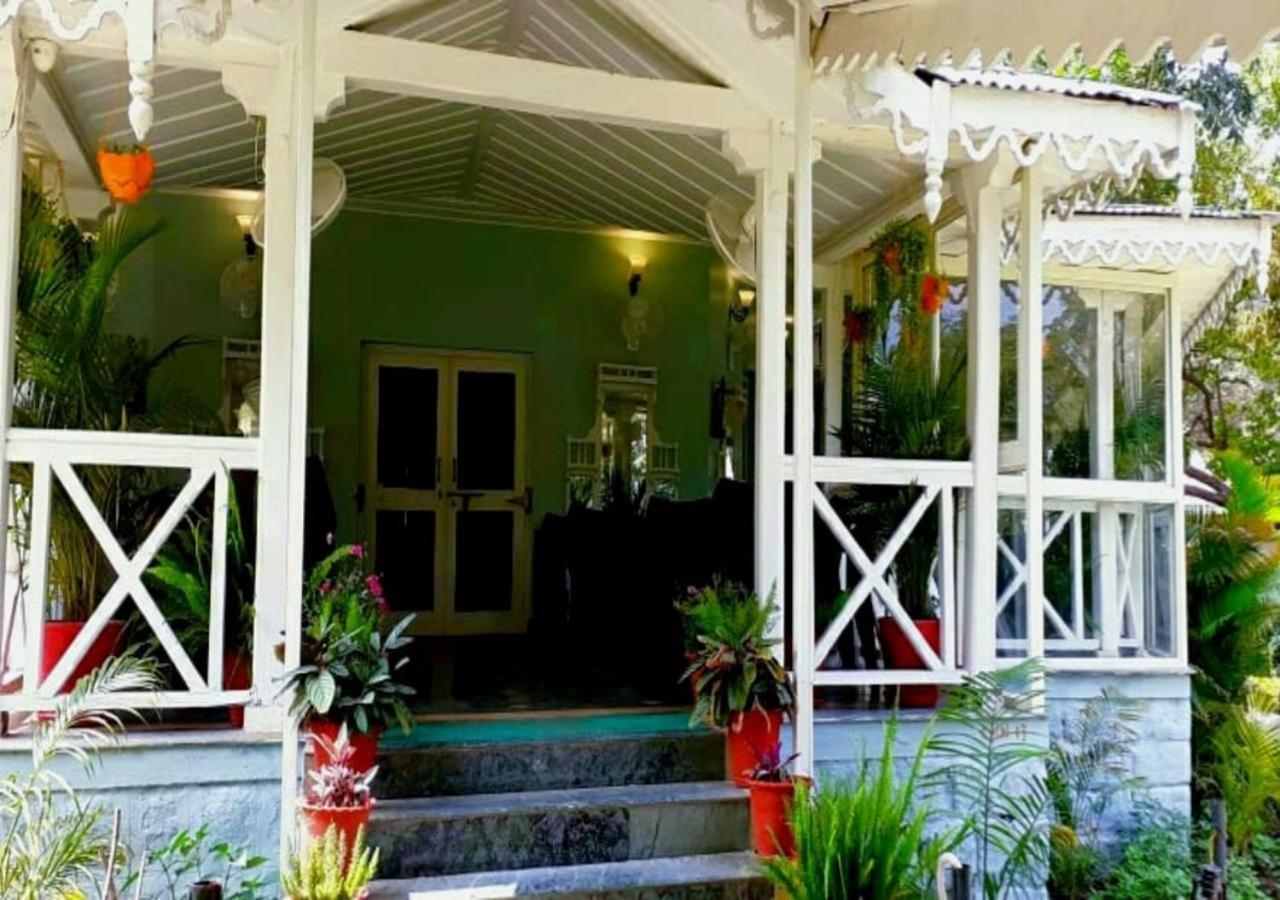 Greendale Resort Pachmarhī エクステリア 写真