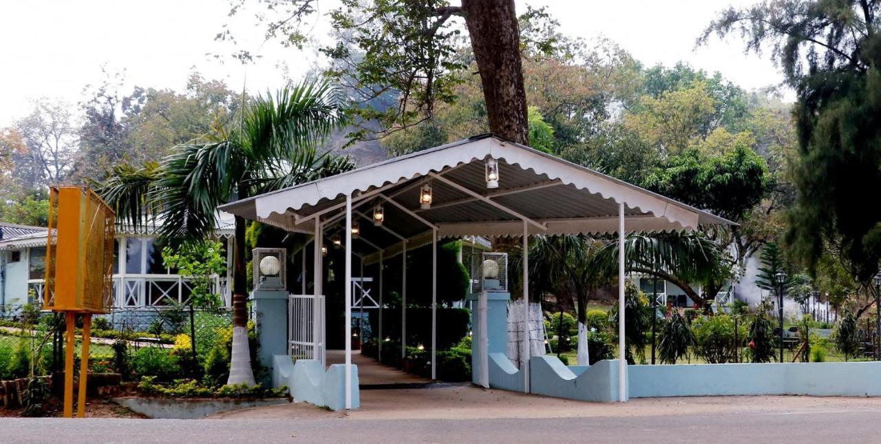 Greendale Resort Pachmarhī エクステリア 写真