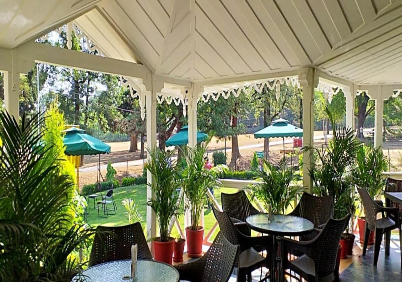 Greendale Resort Pachmarhī エクステリア 写真