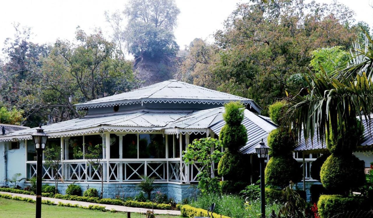 Greendale Resort Pachmarhī エクステリア 写真